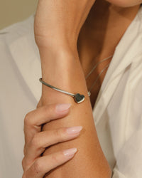 Bracelete Ponta de Coração em Aço