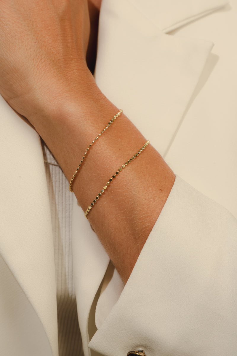 Pulseira Trilha de Mini Círculos Dourada